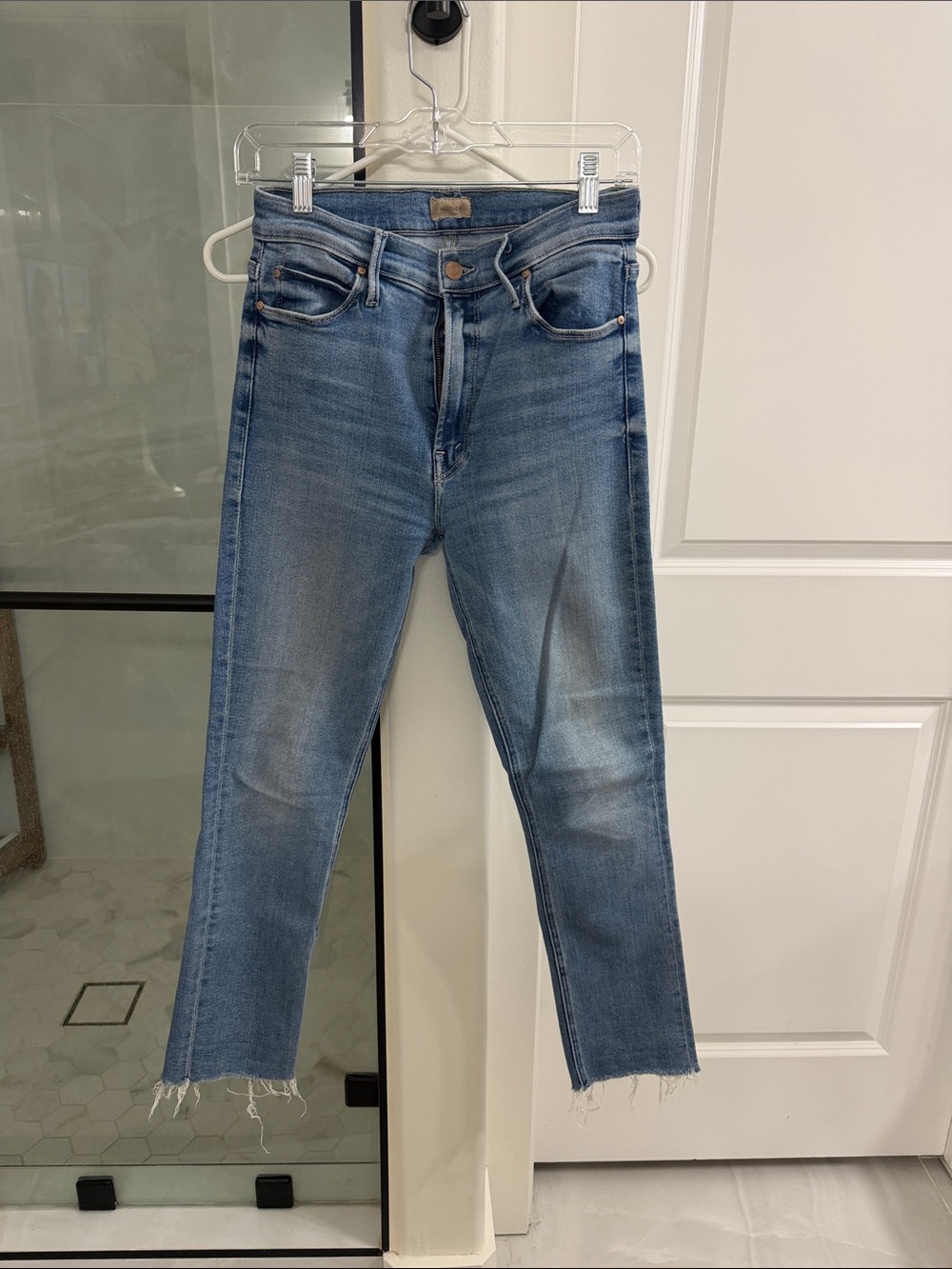 MOTHER The Midrise Dazzler Ankle Fray light Blue Cropped Straight Ankle Jeans